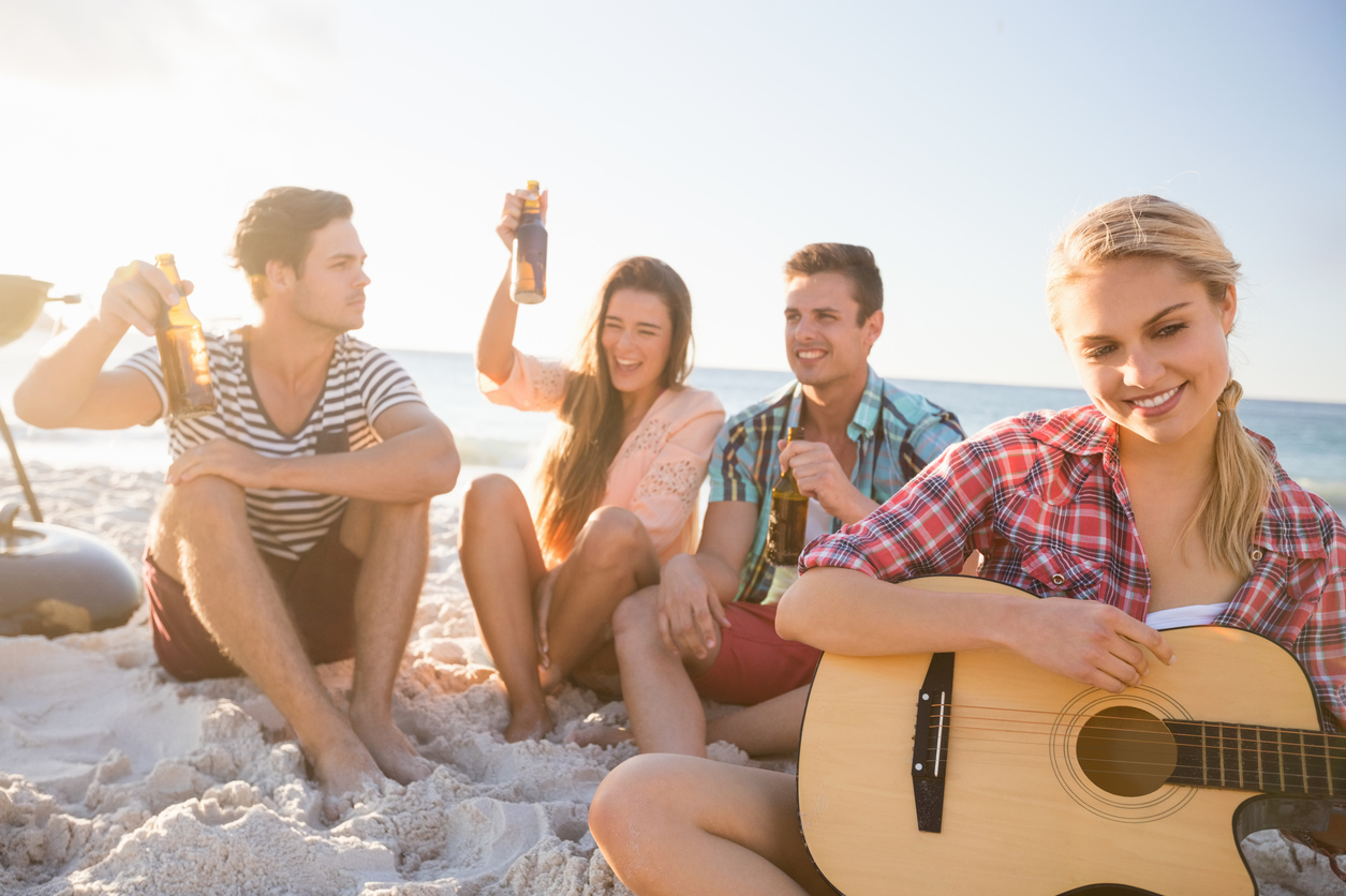 How To Plan a Fun Beach Day on a Budget