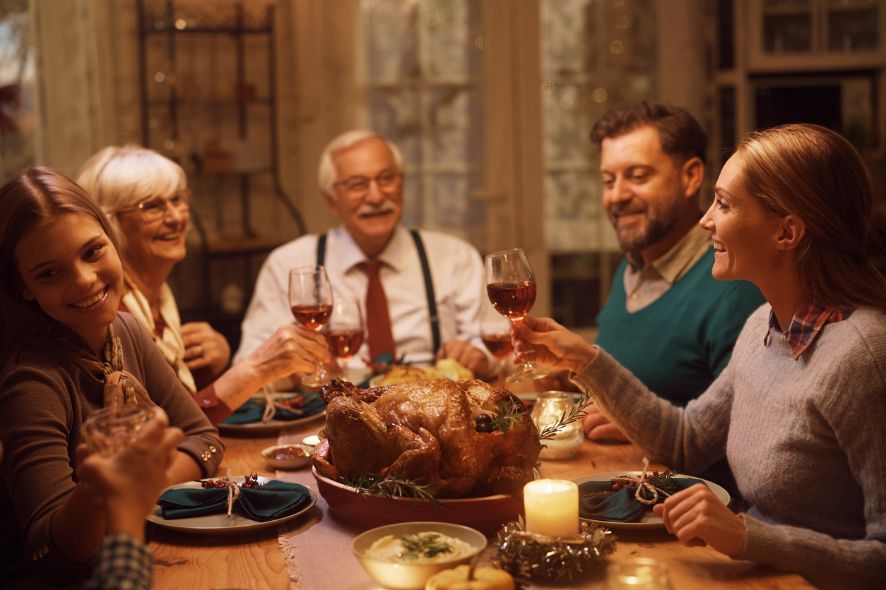 Wine and Cocktails You Will Want at Your Thanksgiving!